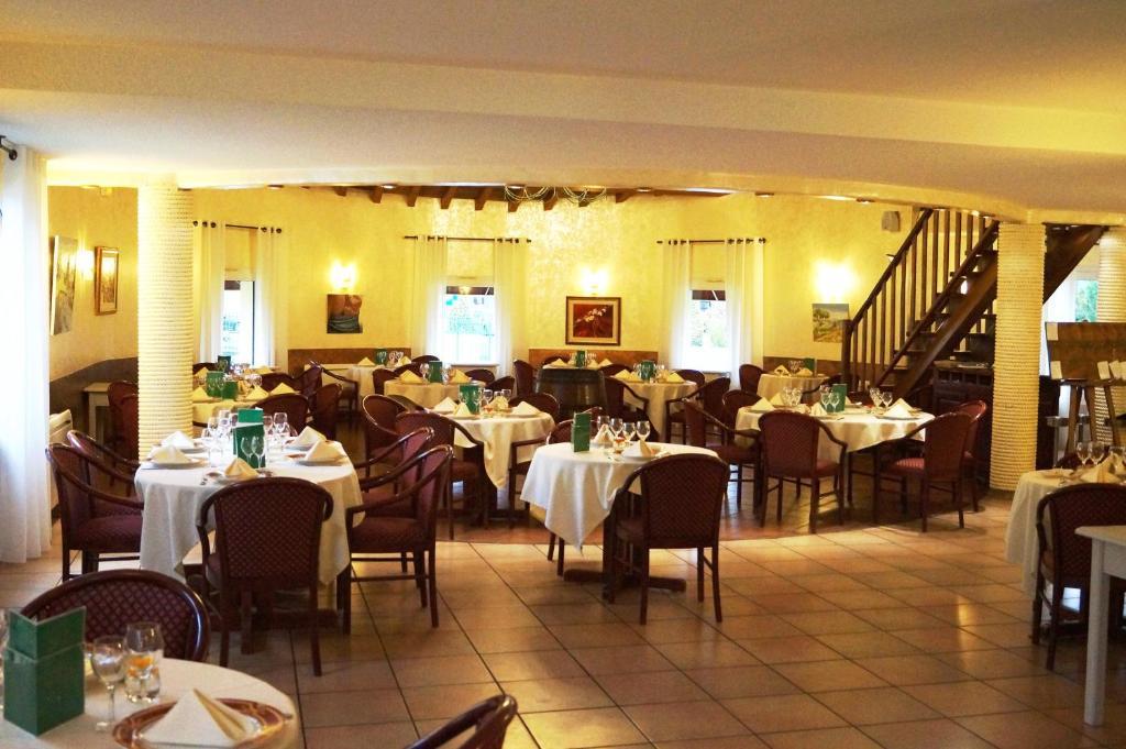 Hotel Restaurant La Martiniere Montélier Esterno foto